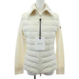 モンクレール MONCLER 20939B00035 ダウンジャケット