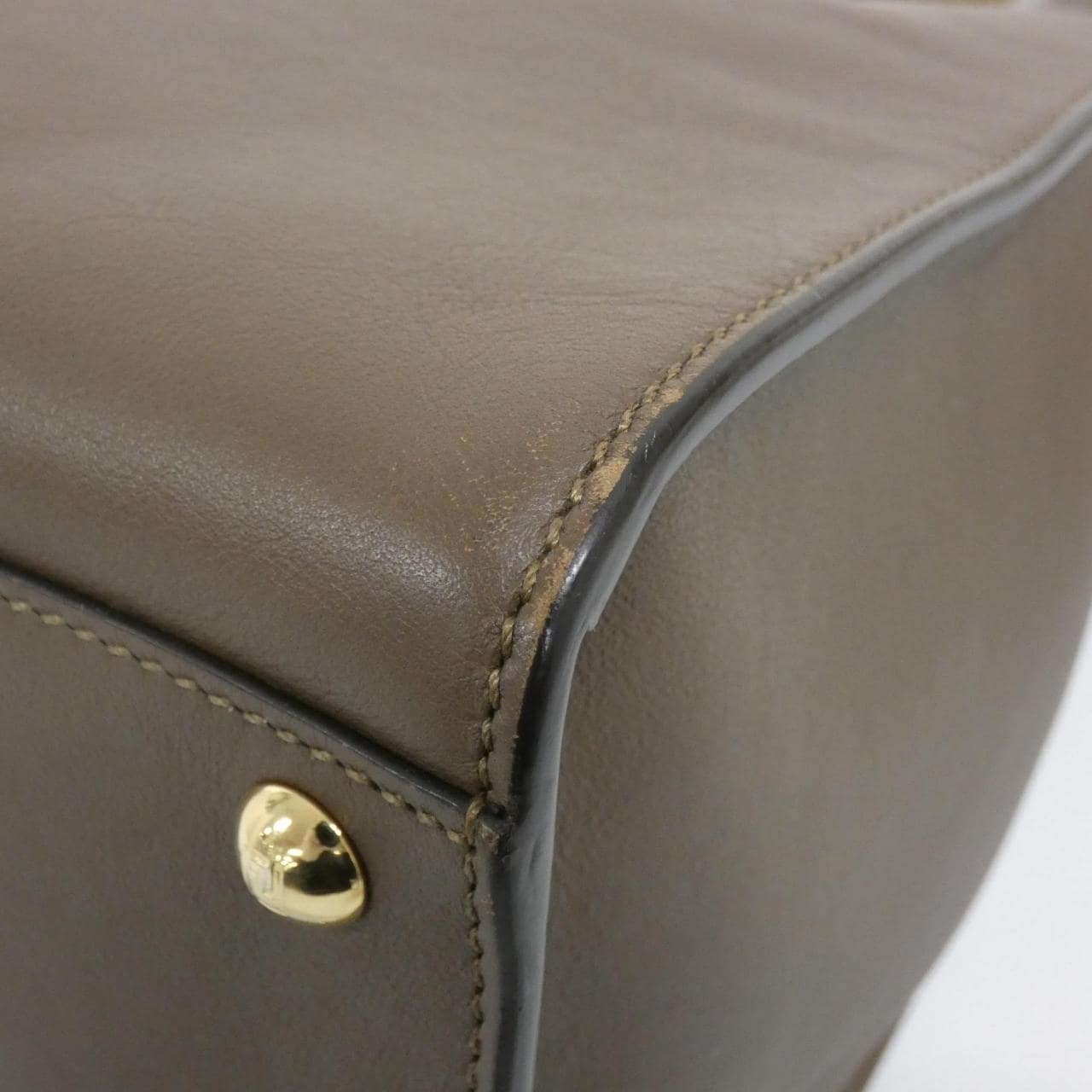 フェンディ ピーカブー エックスライト レギュラー 8BN310 A5E9 バッグ