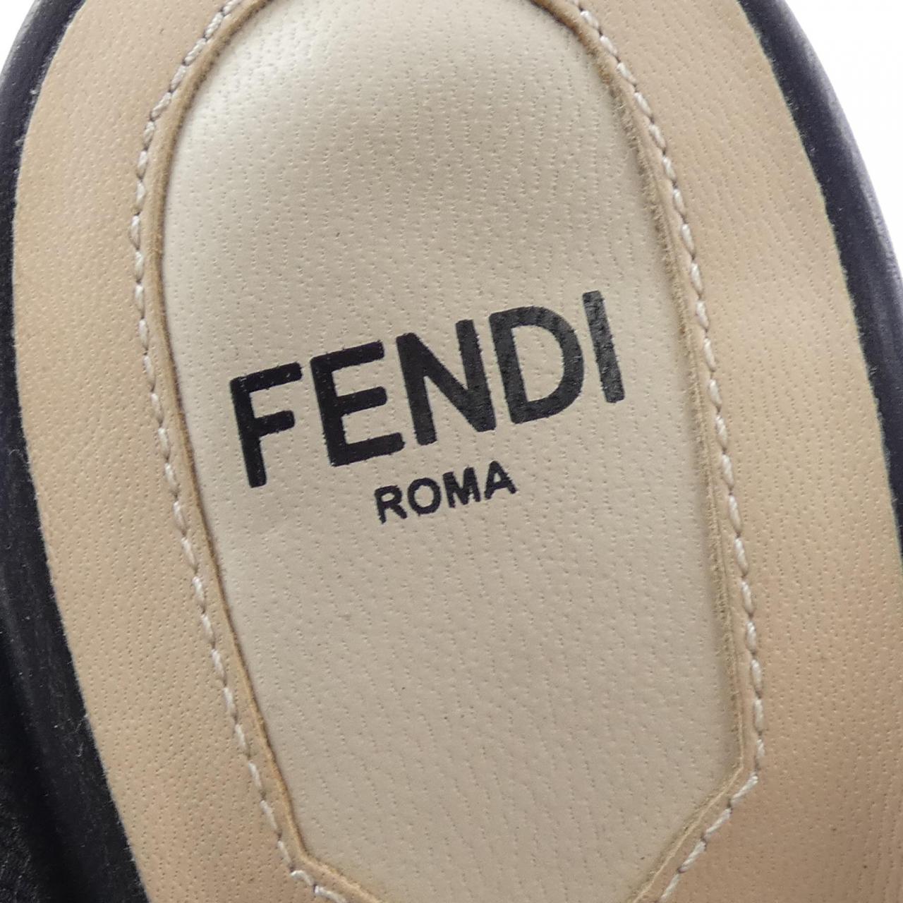 フェンディ FENDI パンプス