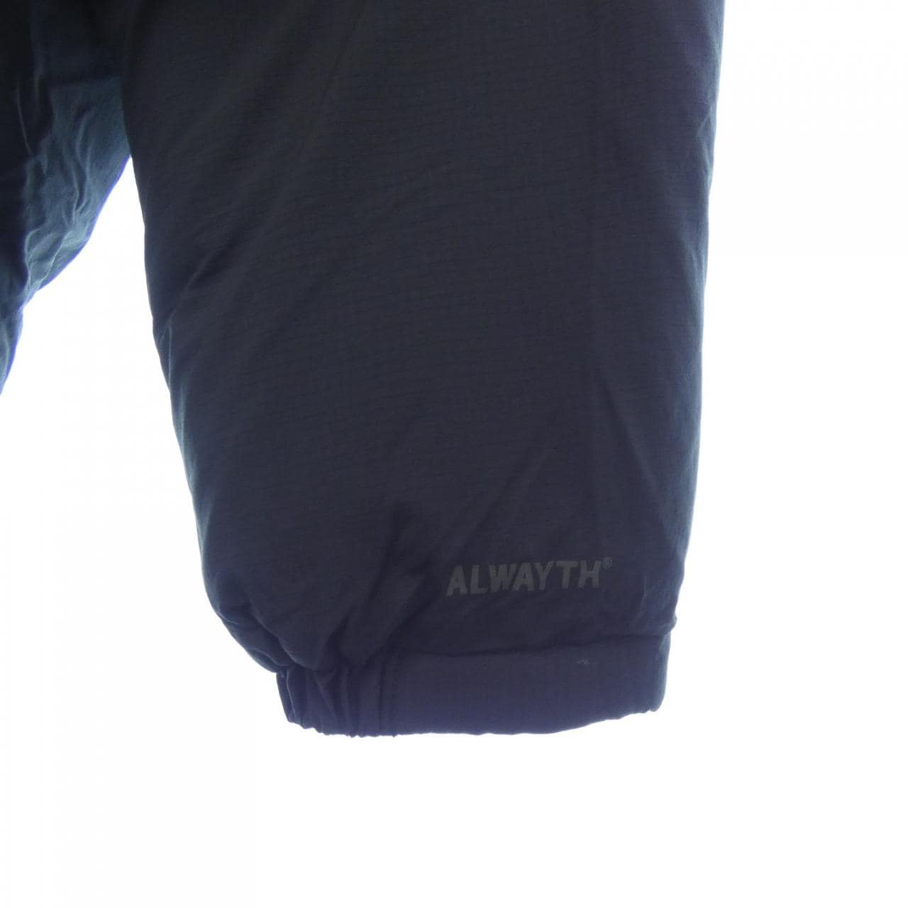 BROCHURE ダウンジャケット