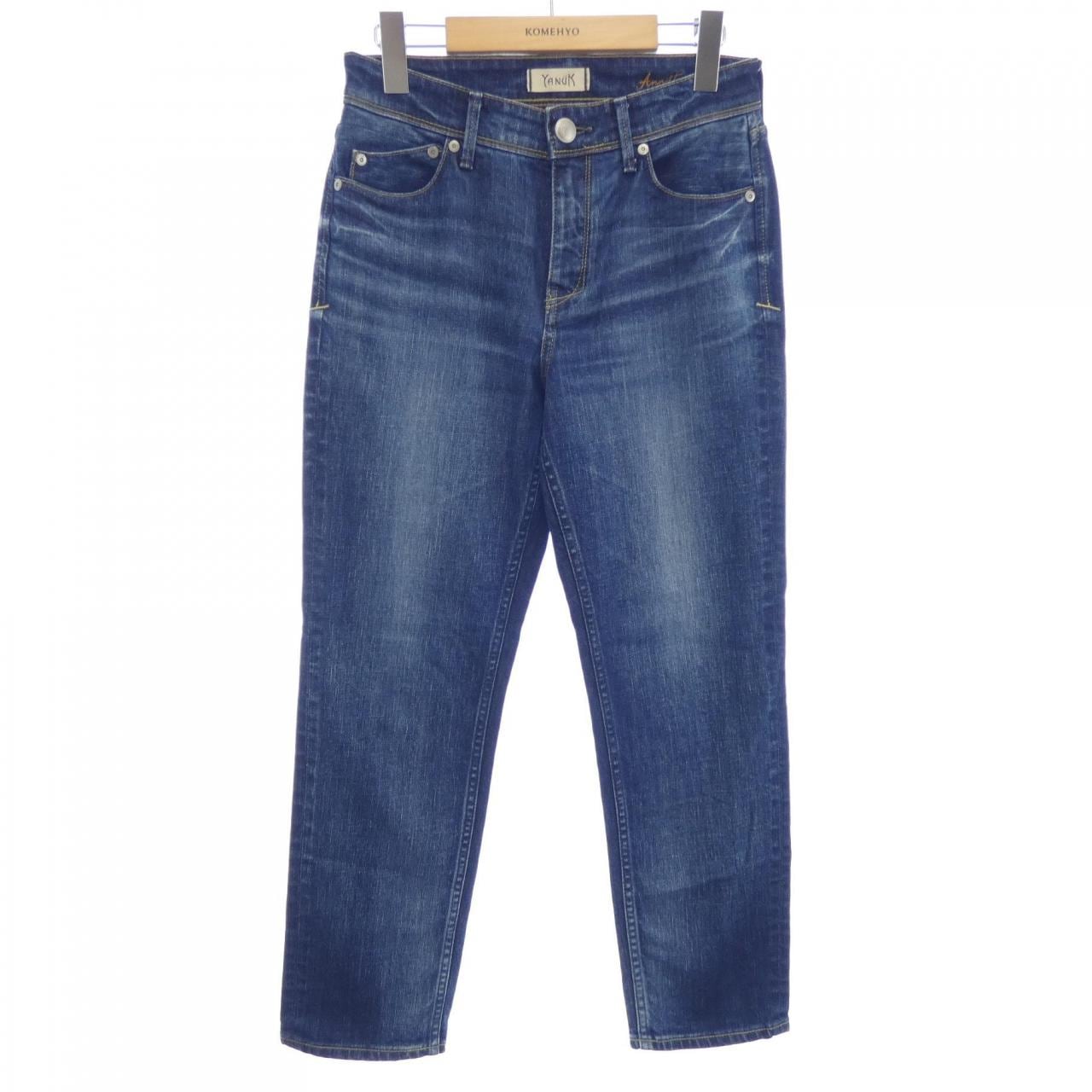 ヤヌーク YANUK ジーンズ