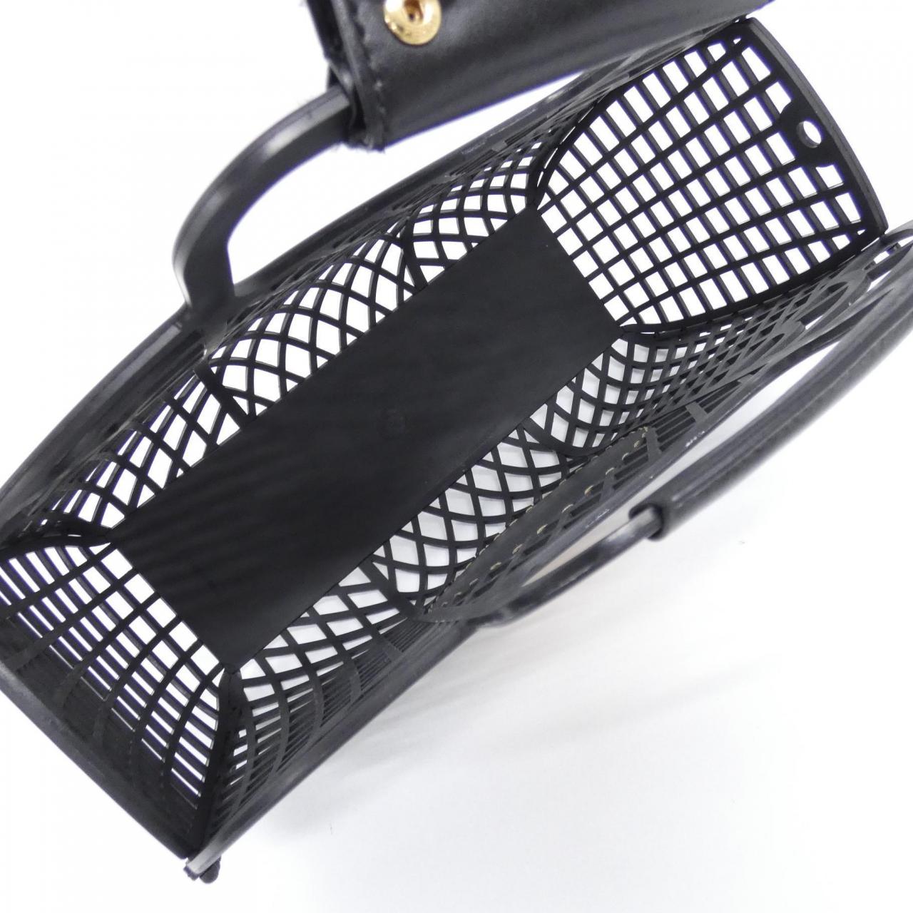 フェンディ フェンディ バスケット ミディアム 8BH389 AFG3 バッグ