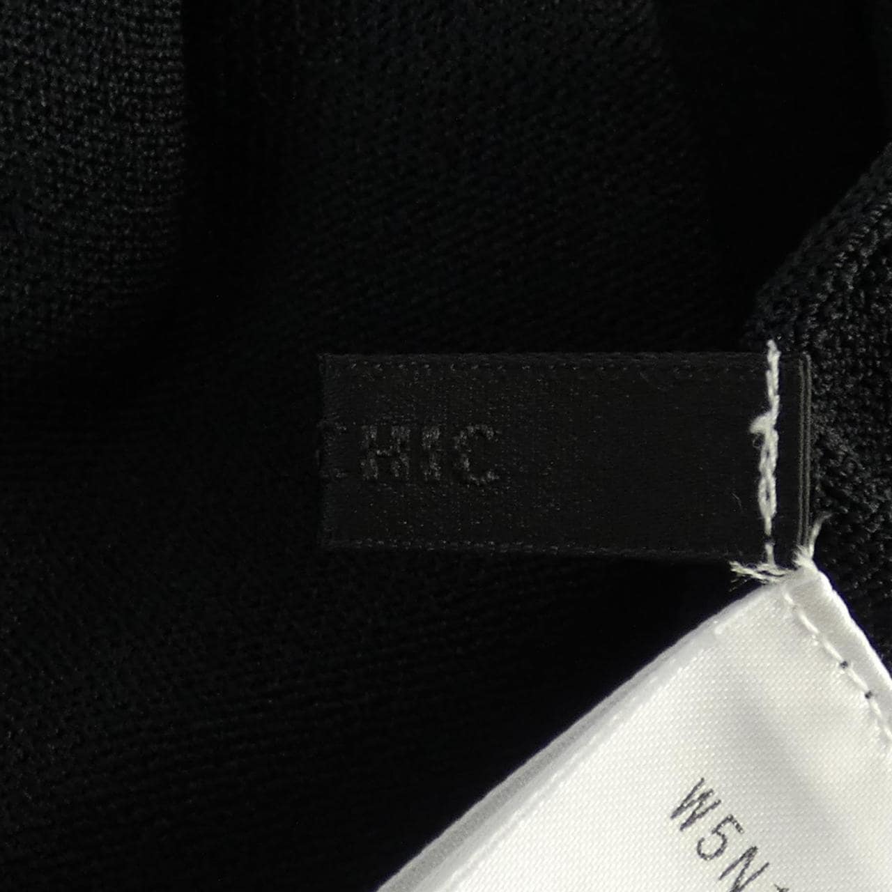 トゥービーシック TO BE CHIC トップス