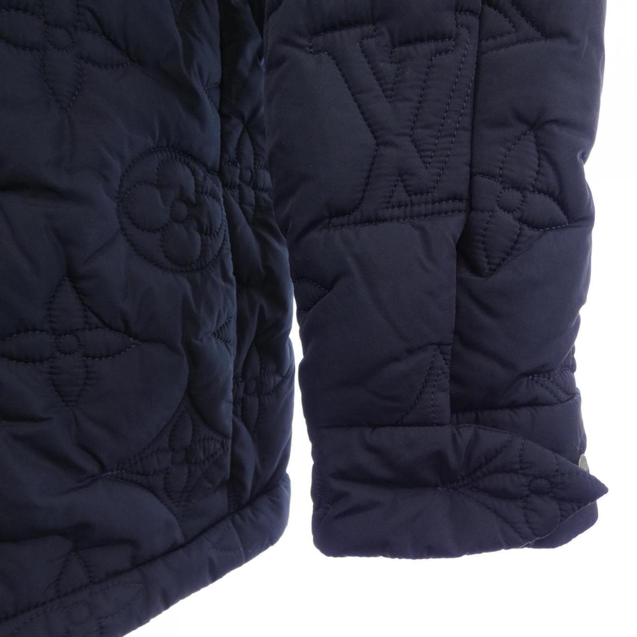 ルイヴィトン LOUIS VUITTON モノグラムパデッドライトブルゾン HIB50WRSC ジャケット