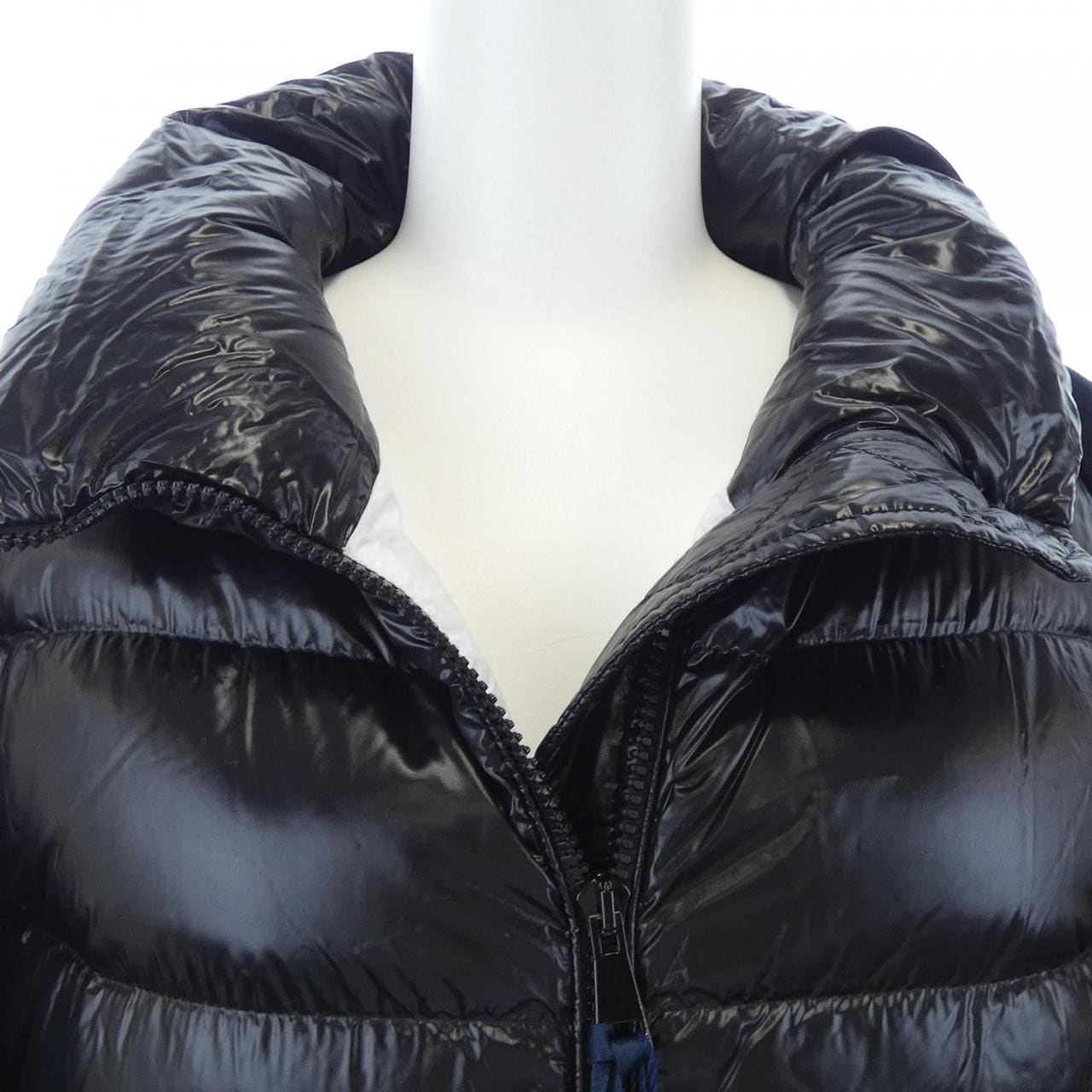 モンクレール MONCLER CELEPINE ダウンジャケット