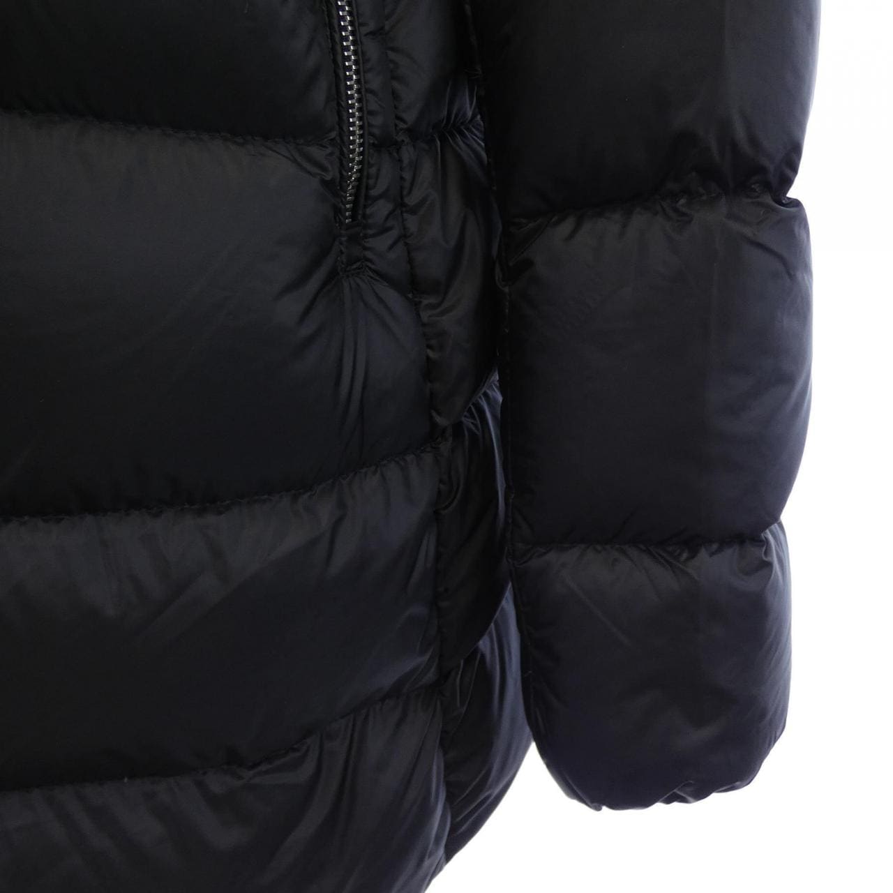 モンクレール MONCLER TORCYN ダウンジャケット