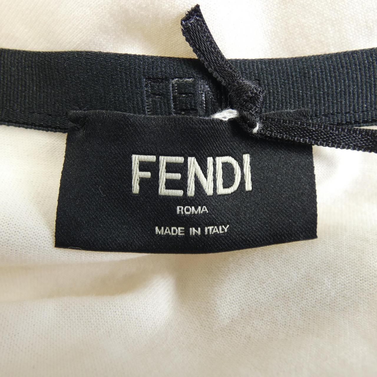 フェンディ FENDI FAF715 AR5B Tシャツ