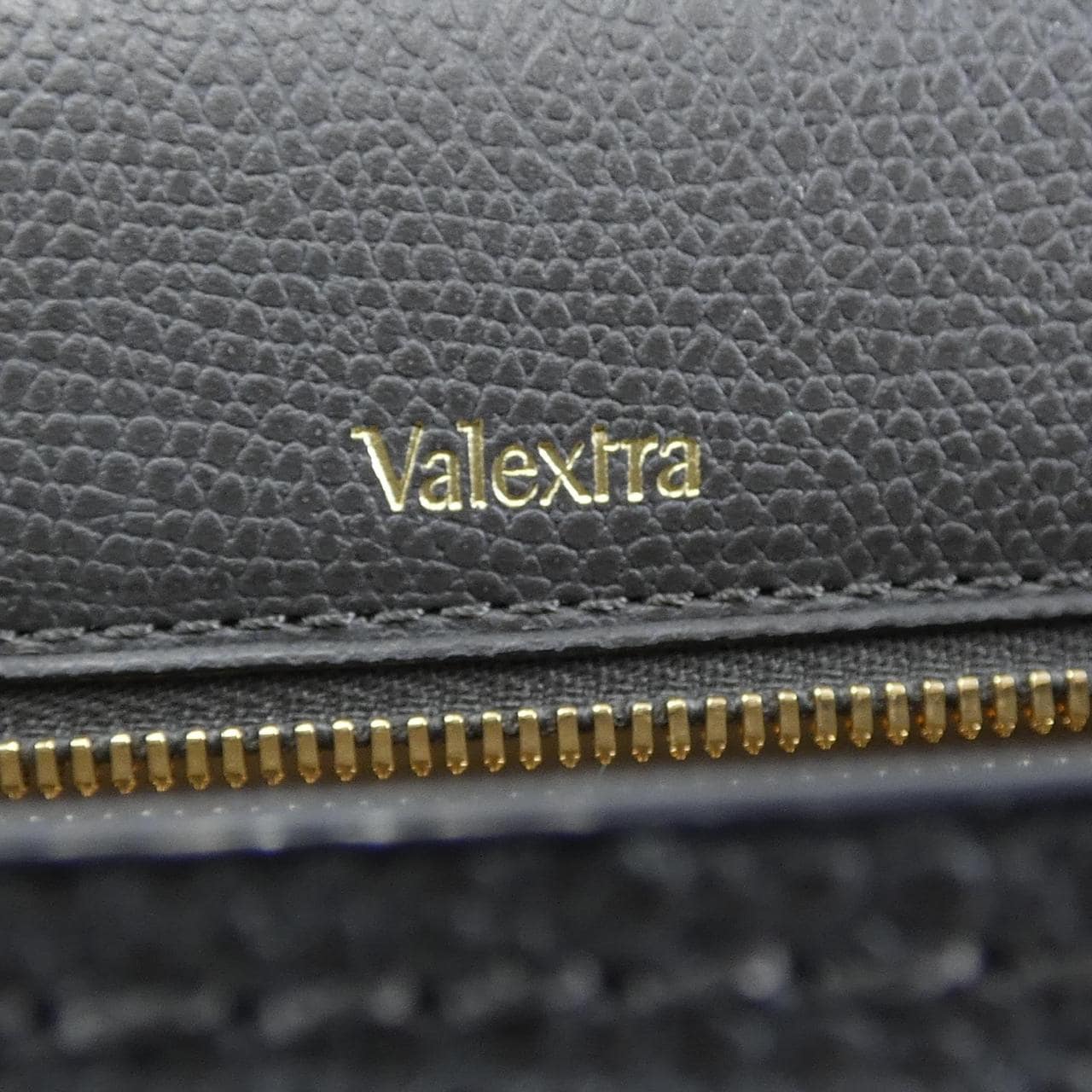 ヴァレクストラ VALEXTRA BAG