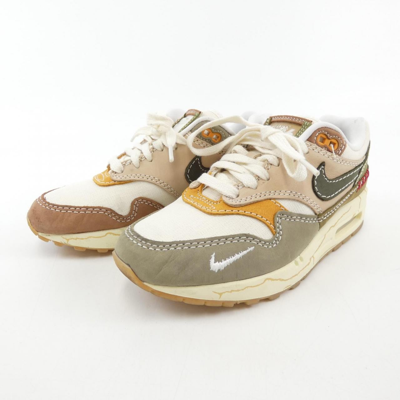 ナイキ NIKE スニーカー
