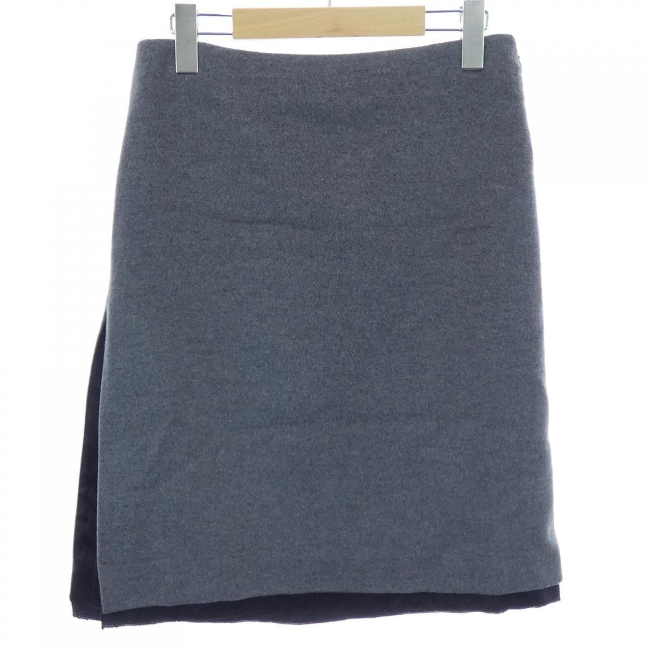 ミュウミュウ MIU MIU MG2001 S231 125Q スカート