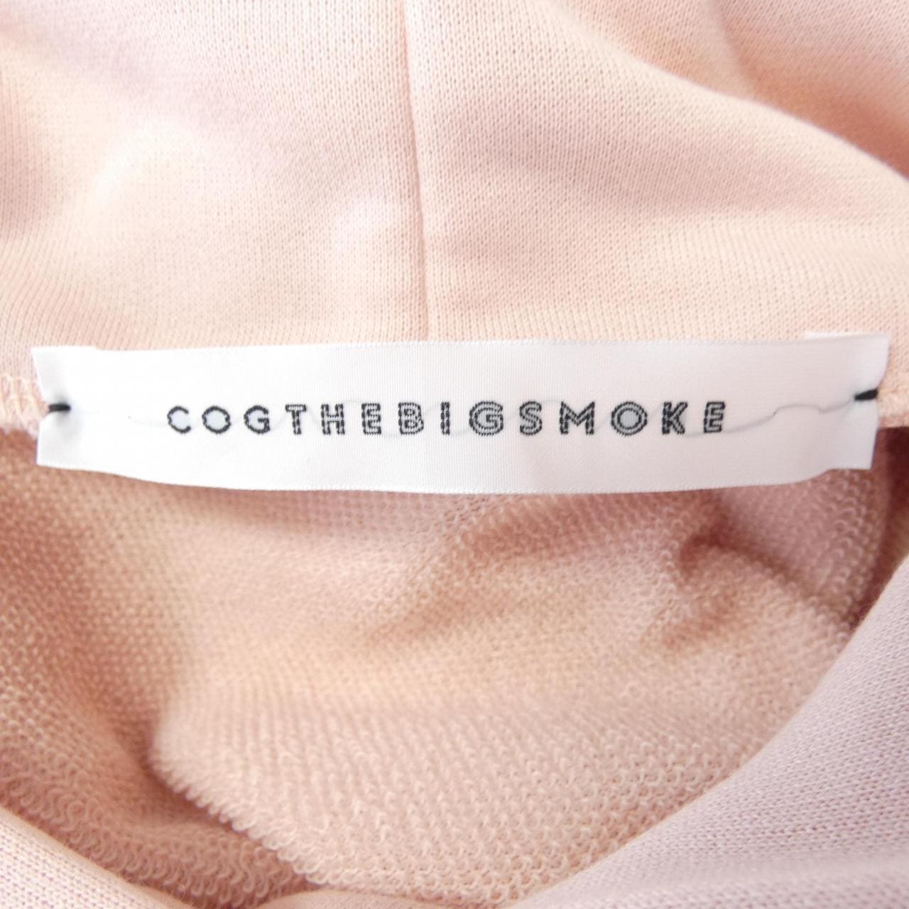 コグザビッグスモーク COGTHEBIGSMOKE パーカー