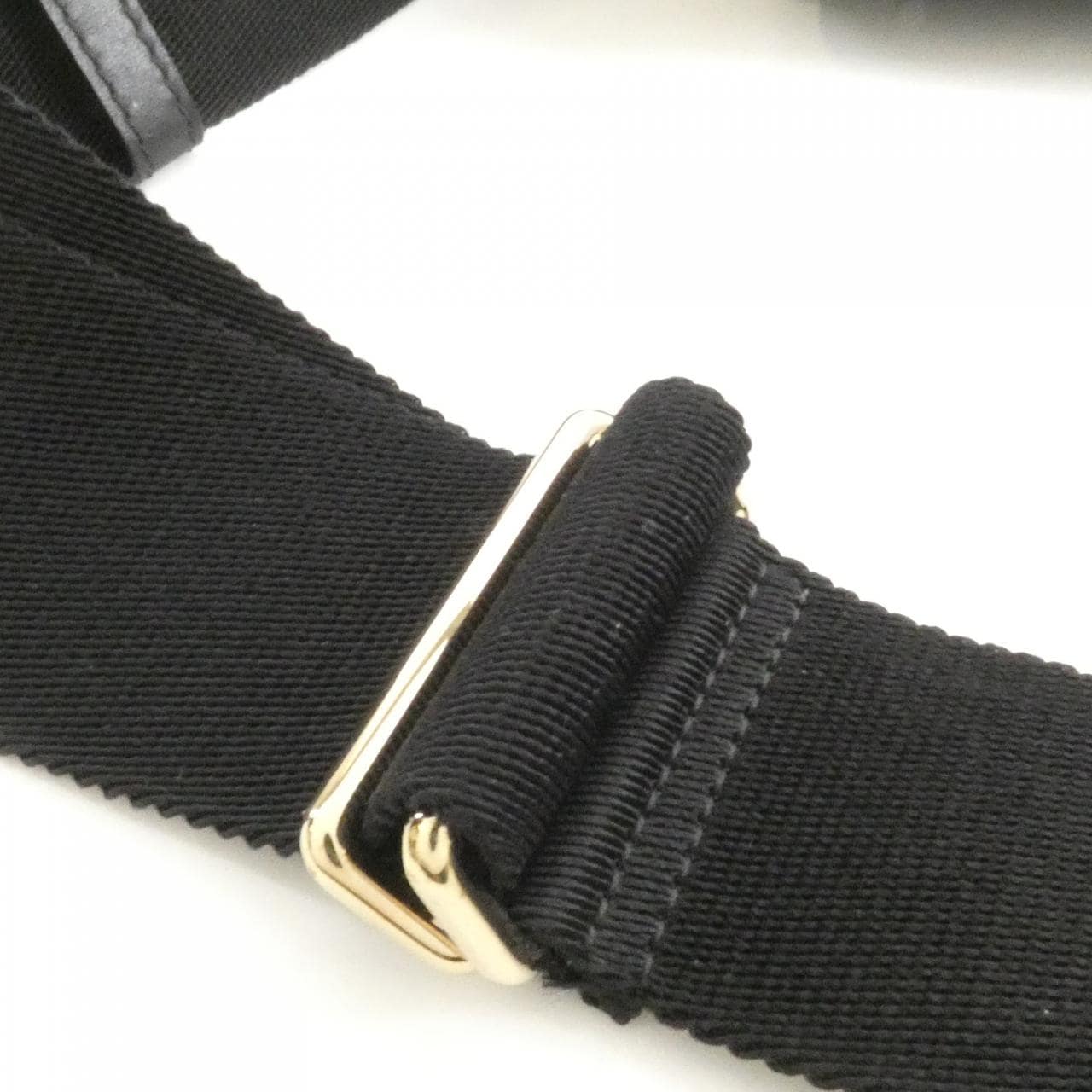 ヴァレンティノガラヴァーニ ウエストバッグ