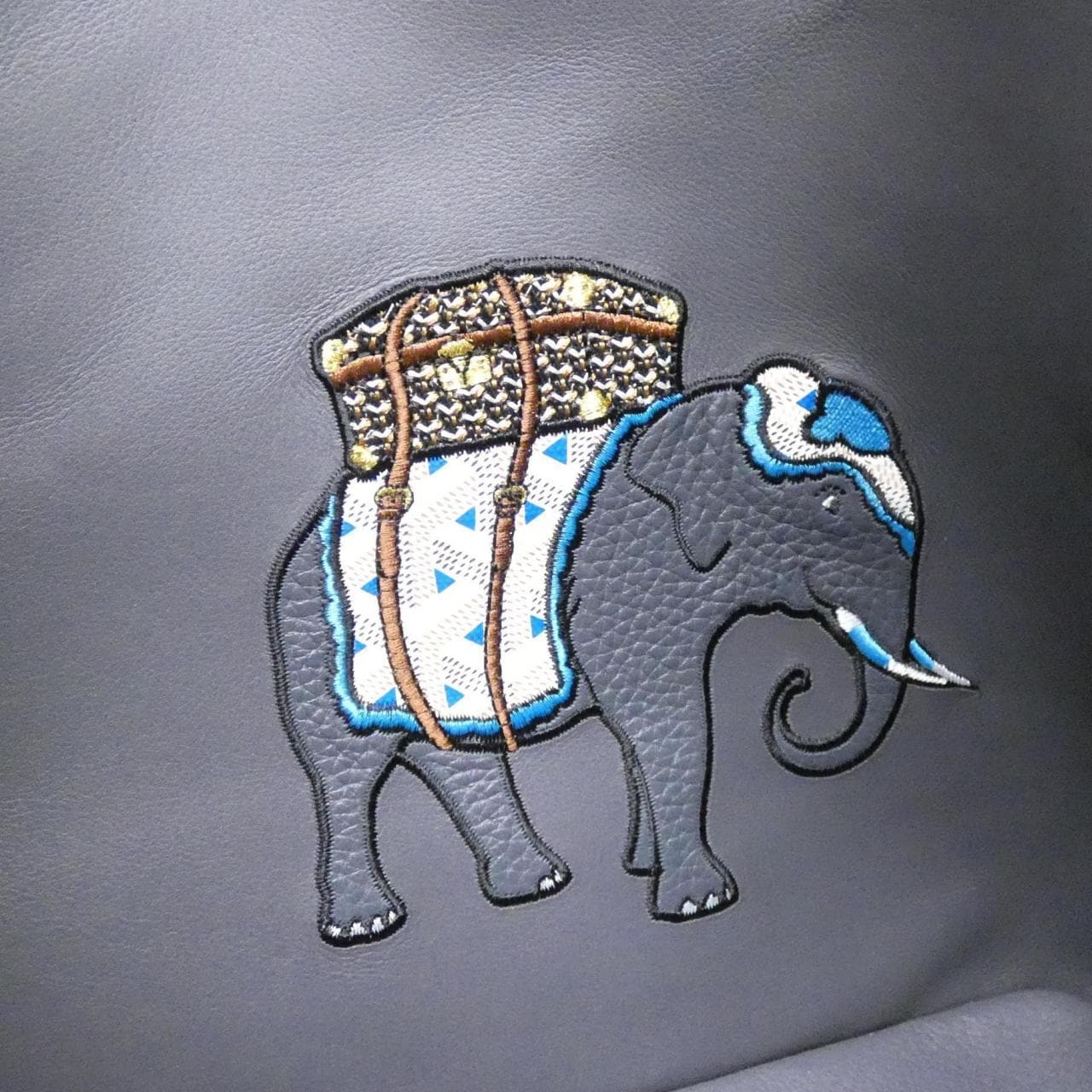 ゴヤール アンジュ エレファント エンブロイダリー PM バッグ