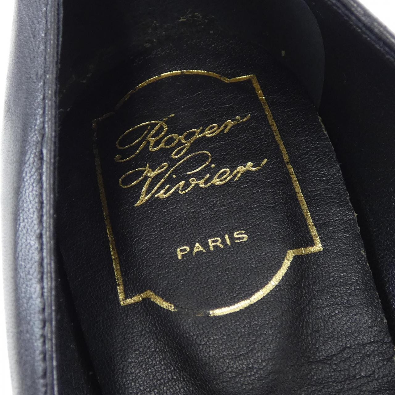 ロジェヴィヴィエ ROGER VIVIER フラットシューズ
