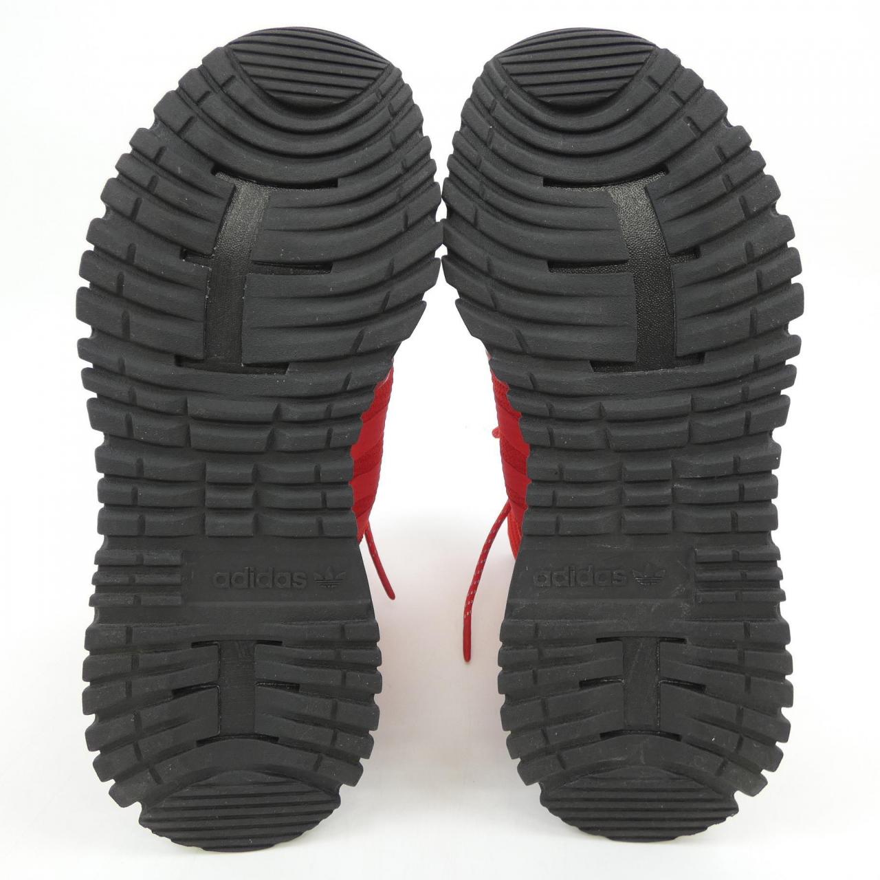 アディダス ADIDAS BZ0611 スニーカー