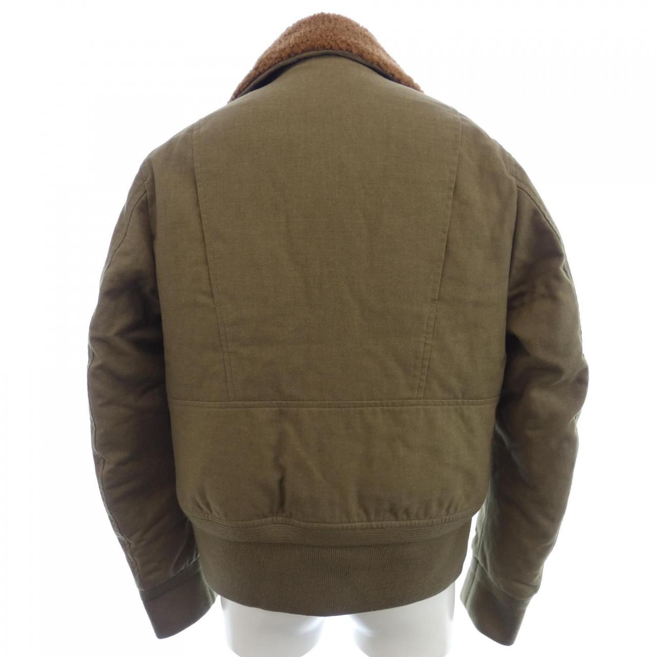 モンクレール MONCLER ダウンジャケット
