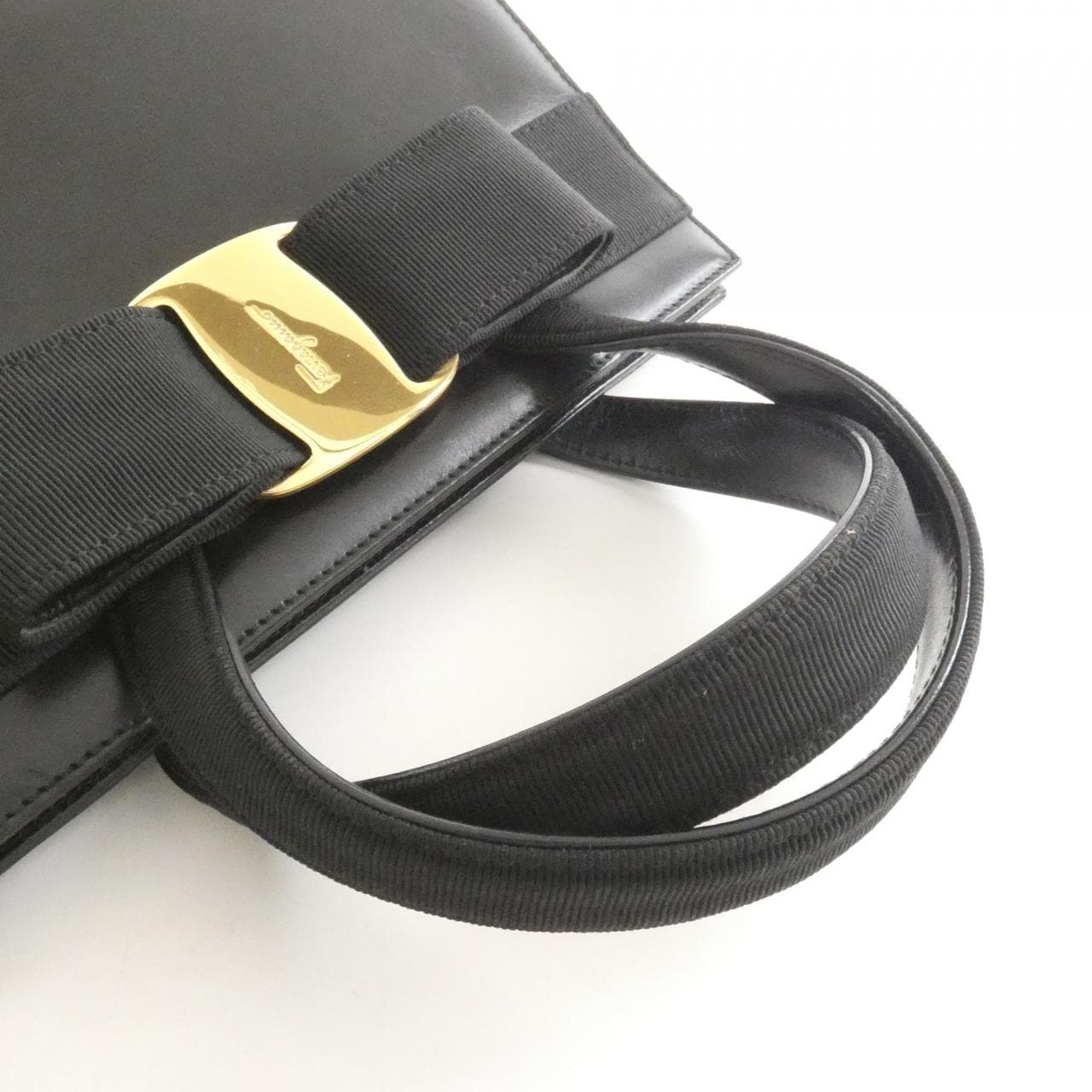 サルヴァトーレフェラガモ 21 4178 バッグ