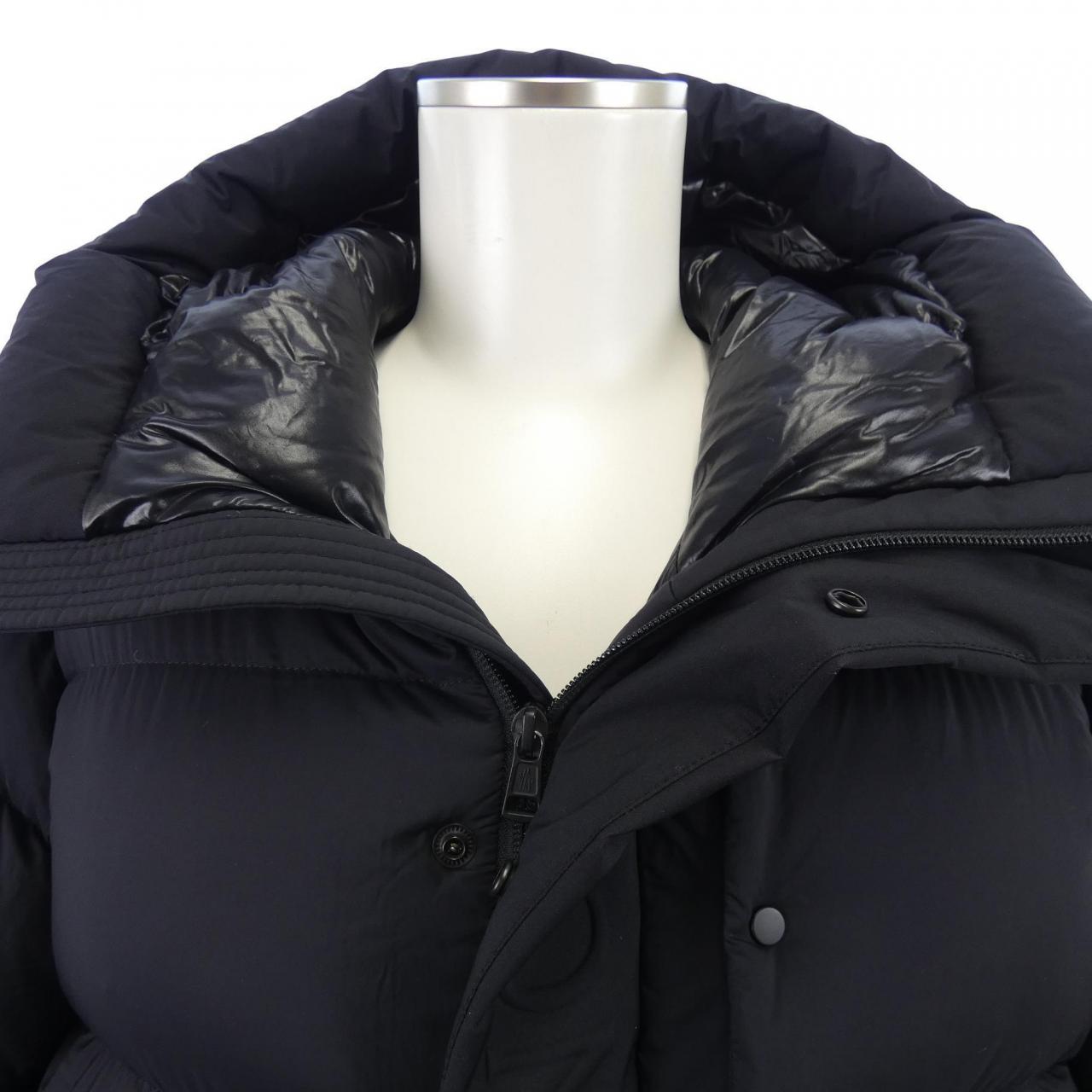 MONCLER Madeira羽绒服