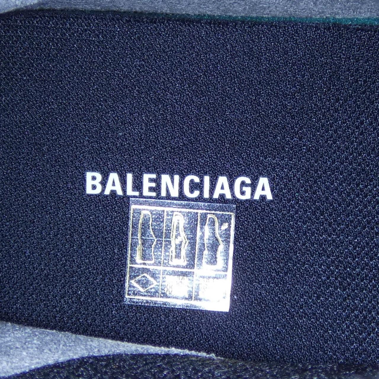 バレンシアガ BALENCIAGA 605972 スニーカー