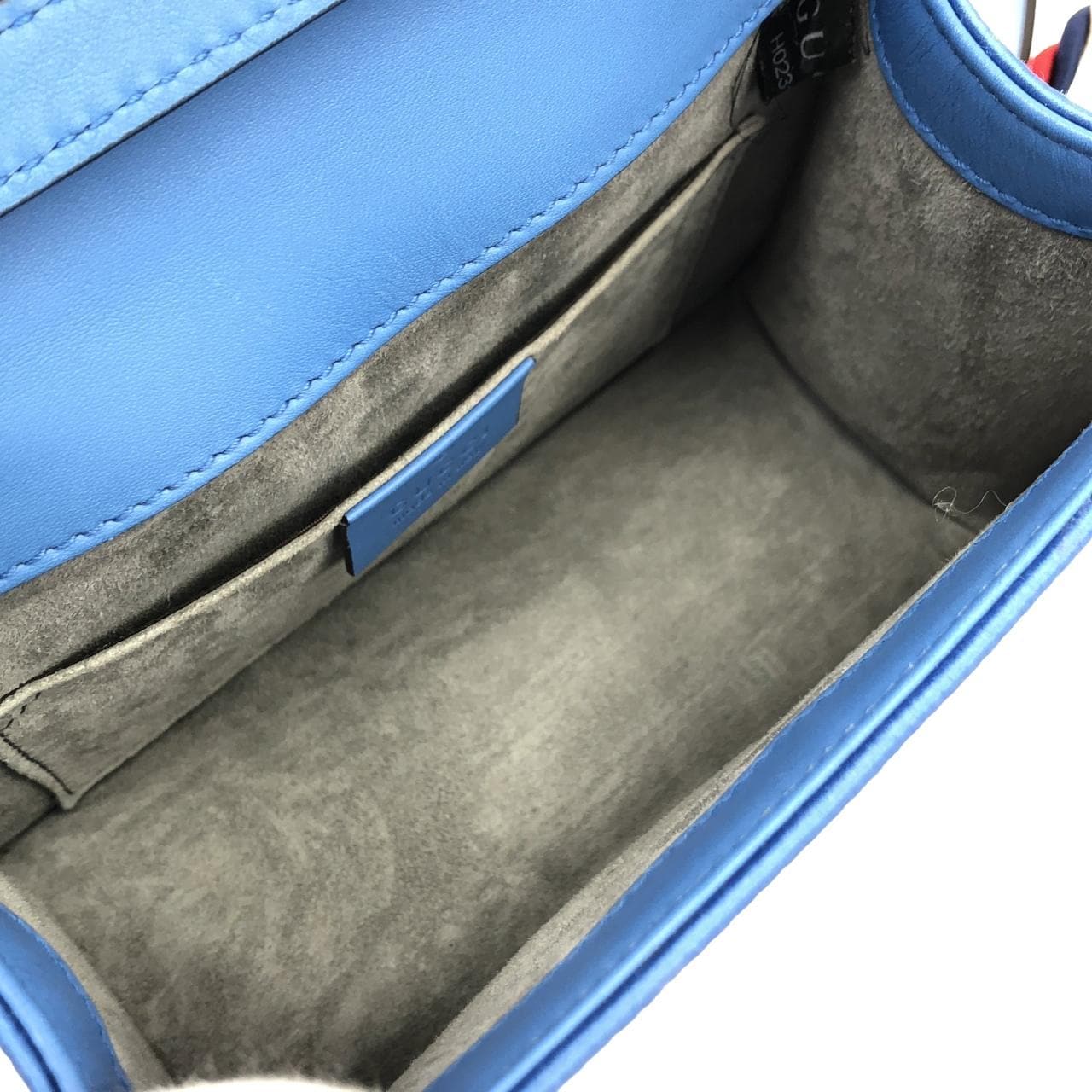 グッチ SYLVIE 470270 バッグ