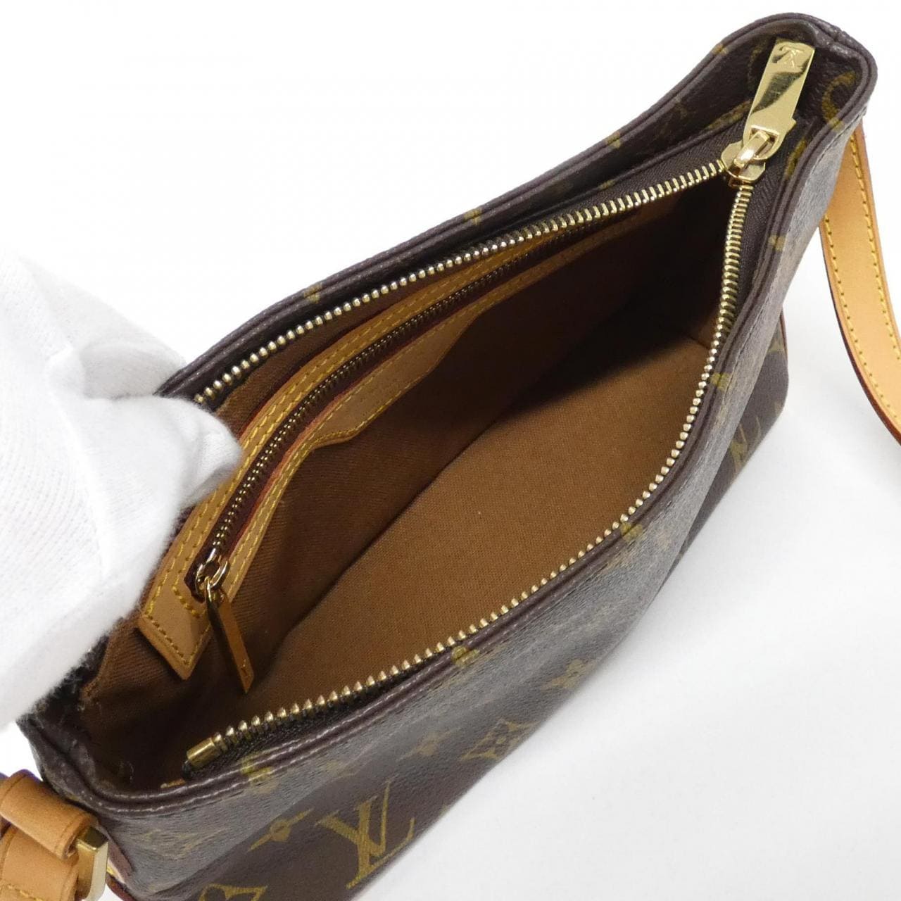 ルイヴィトン モノグラム トロター M51240 ショルダーバッグ