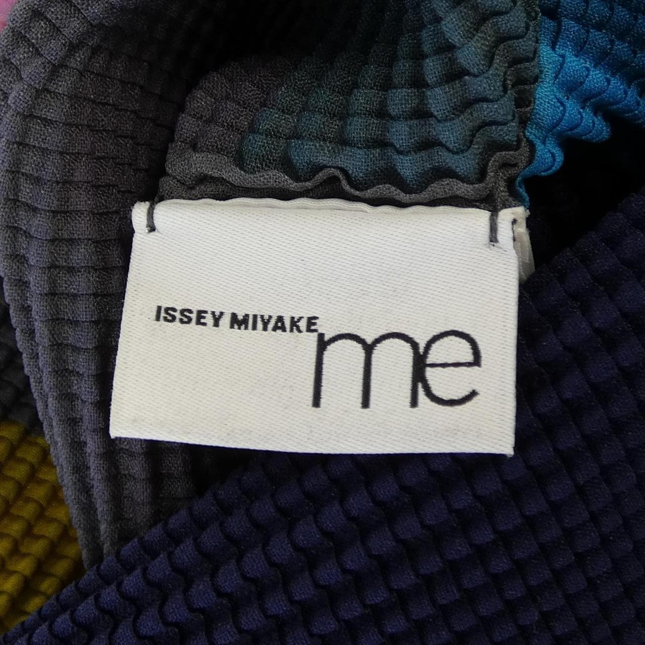 ミーイッセイミヤケ me ISSEY MIYAKE MI83FK365 トップス