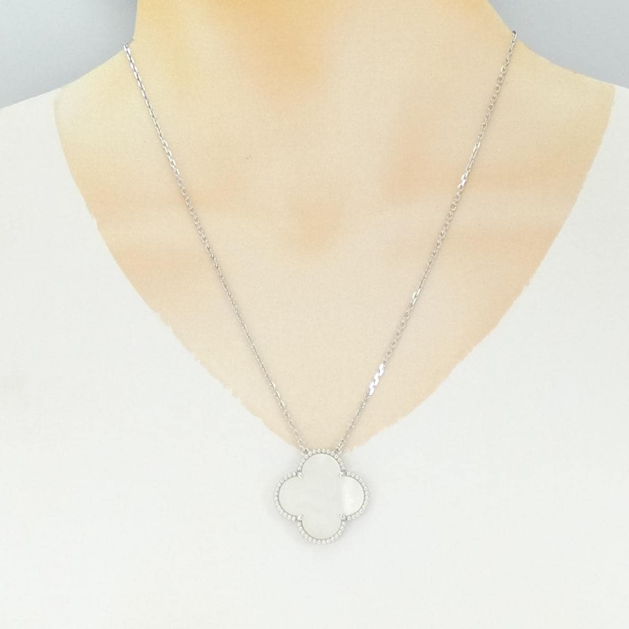 ヴァンクリーフ&アーペル マジックアルハンブラ ネックレス