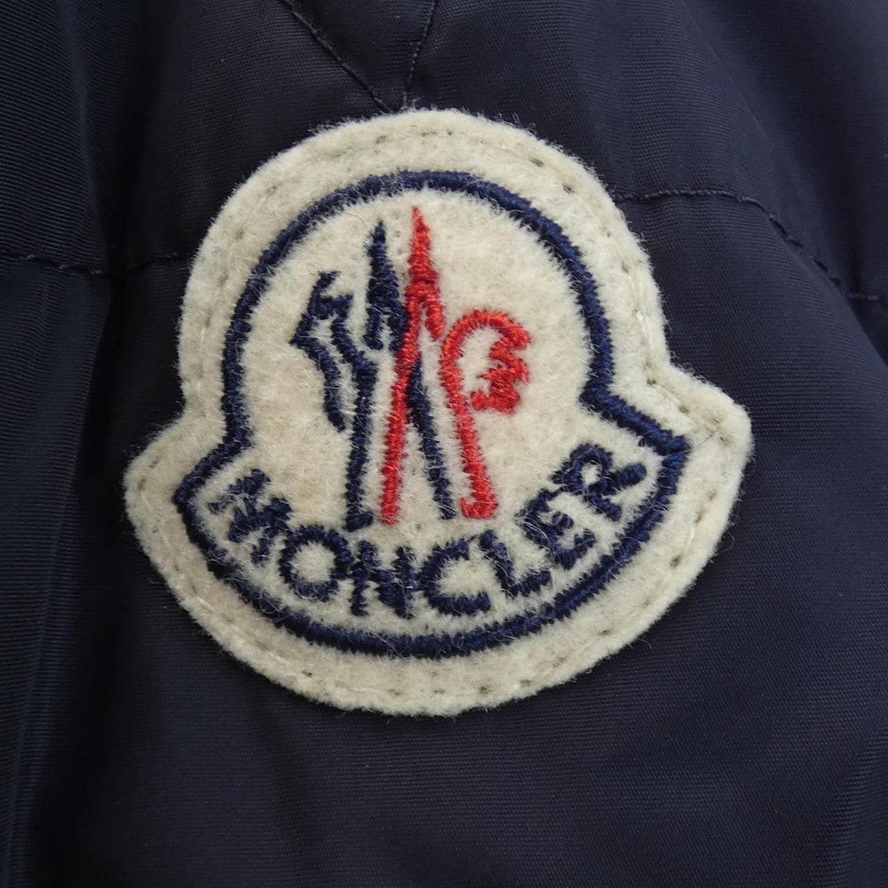 モンクレール MONCLER SERRE ダウンジャケット
