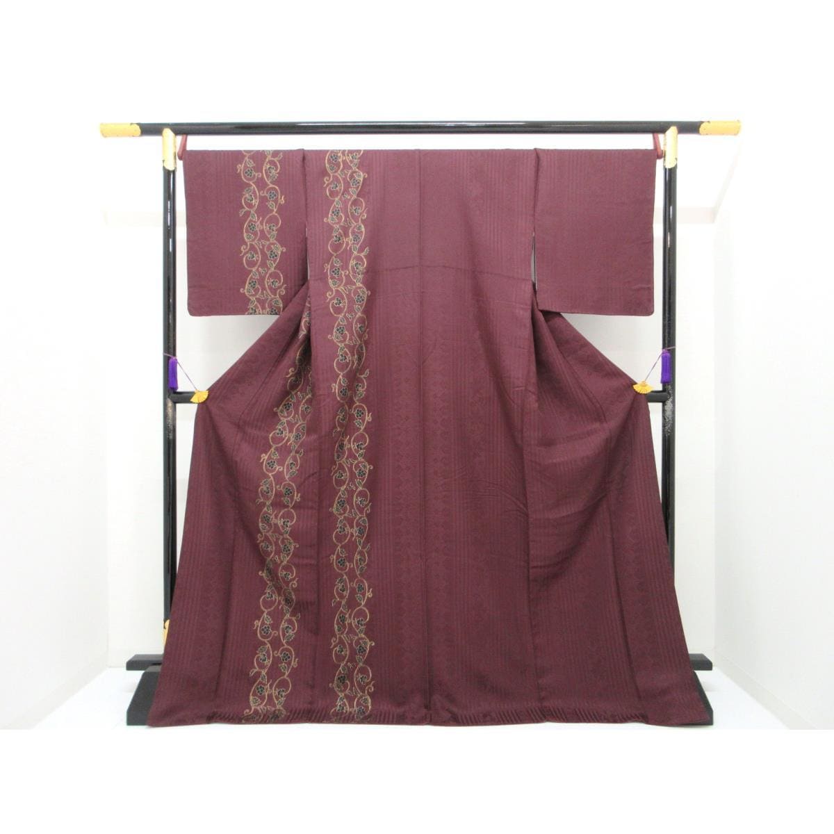 Visiting Kimono with Gold Finish, Width L