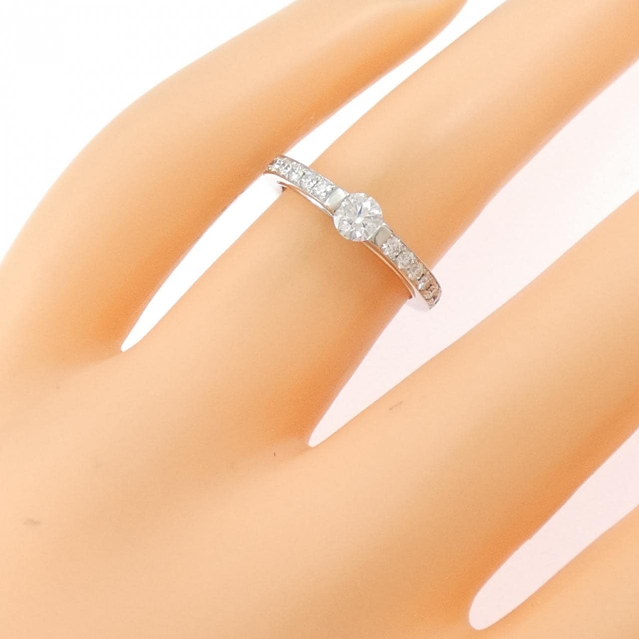 ラザール ダイヤモンド リング 0.23CT