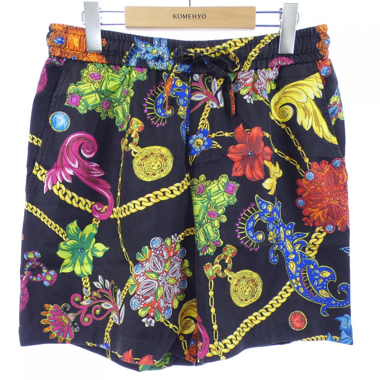 ヴェルサーチェ VERSACE A82084 ショートパンツ
