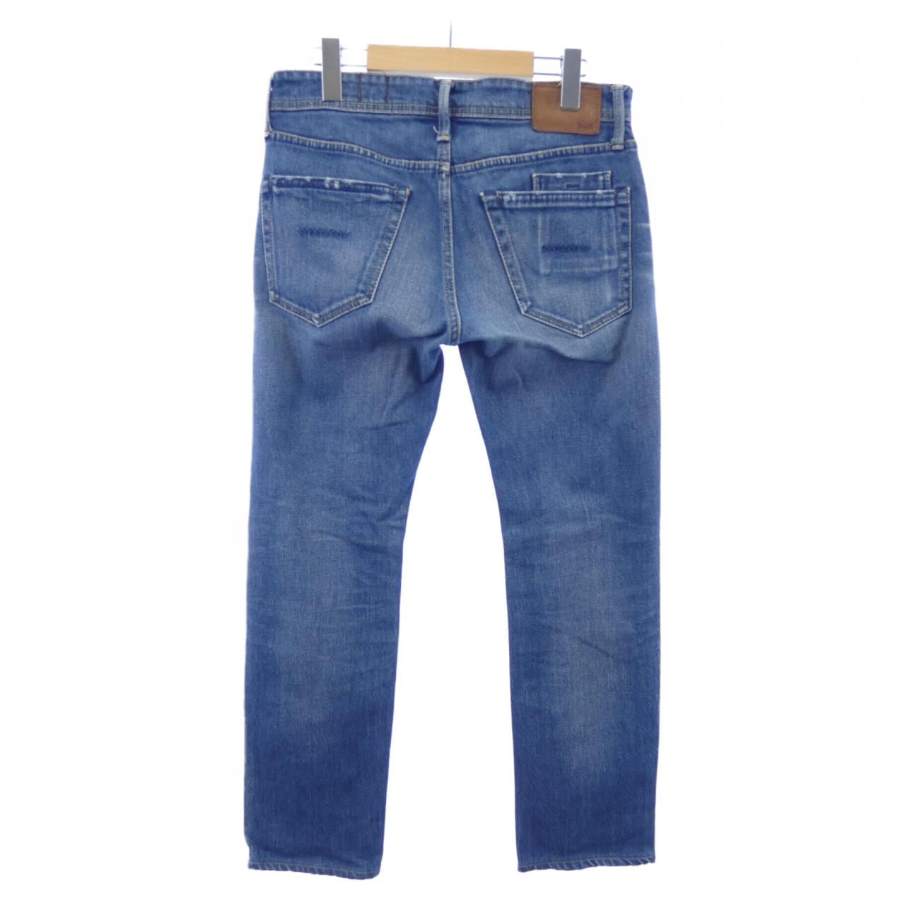 ヤヌーク YANUK ジーンズ