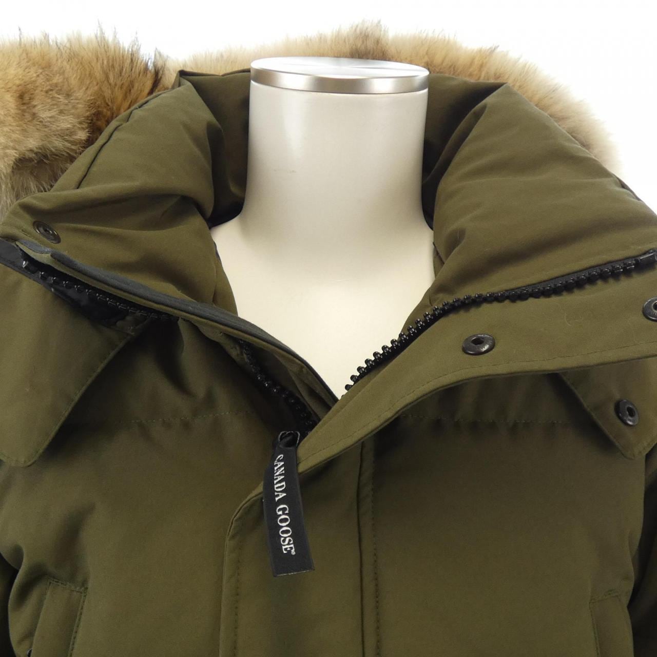 カナダグース CANADA GOOSE ダウンジャケット