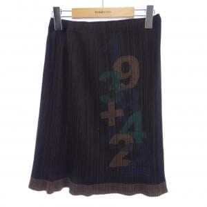 プリーツプリーズ PLEATS PLEASE スカート