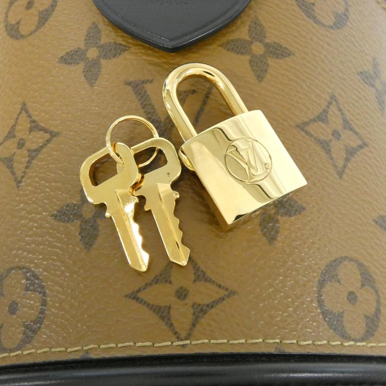 ルイヴィトン モノグラム リバース カンヌ M43986 バッグ