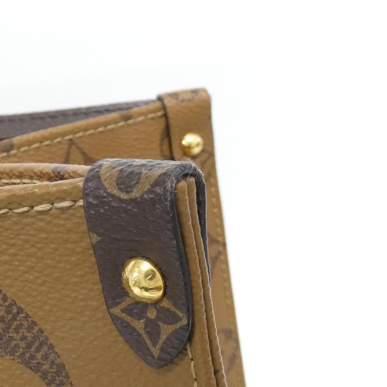 ルイヴィトン モノグラム ジャイアント オンザゴー GM M44576 バッグ