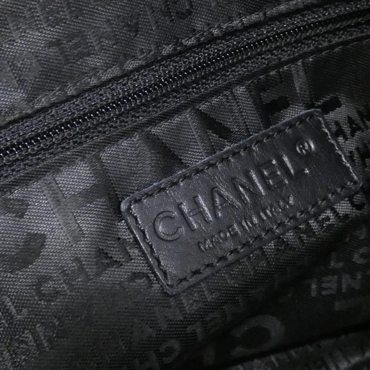 【ヴィンテージ】シャネル 25747 ショルダーバッグ
