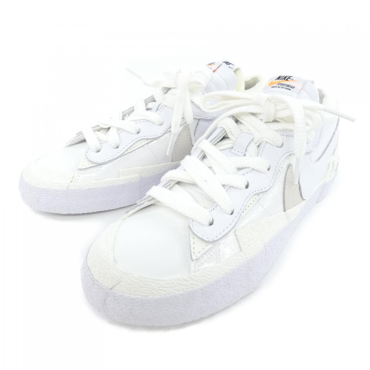 ナイキサカイ NIKE×SACAI DM6443-100 スニーカー