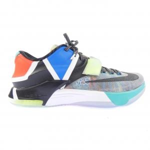 ナイキ NIKE 801778-944 スニーカー