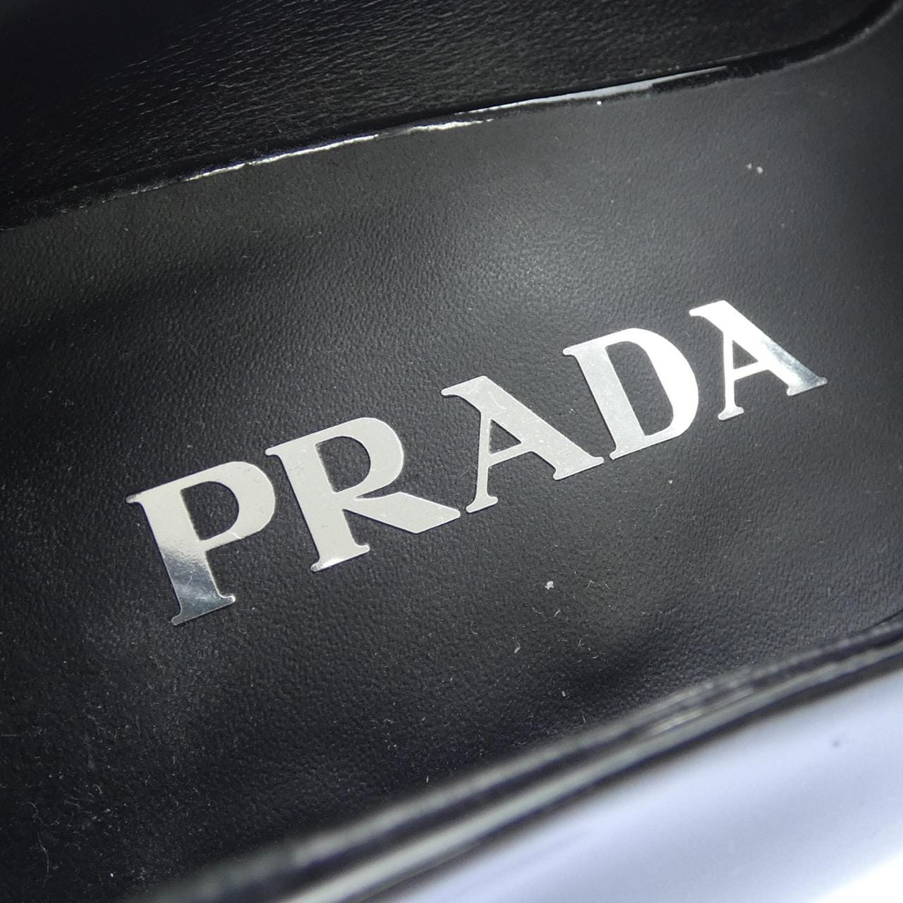 プラダ PRADA トライアングルロゴ 1D193N シューズ