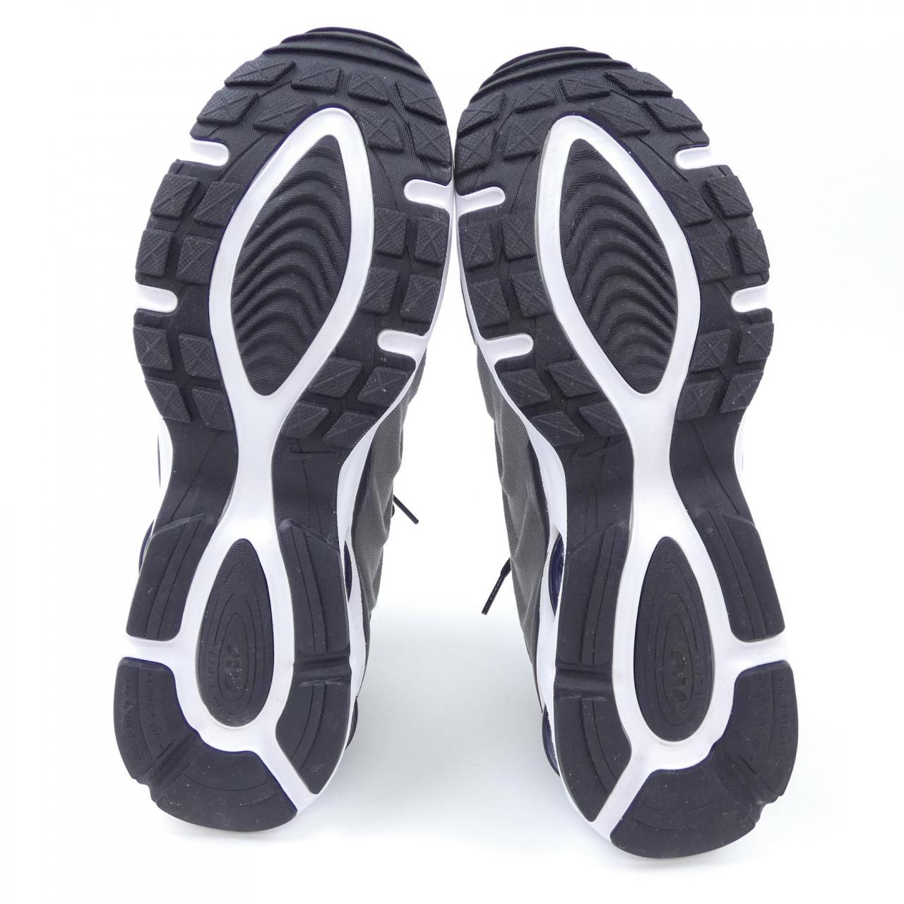 ナイキ NIKE スニーカー