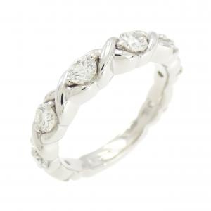 pt Diamond ring