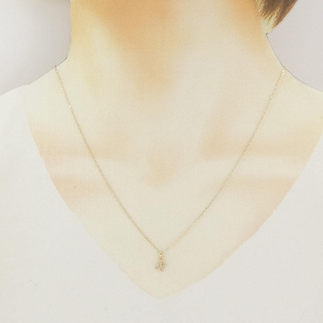 18KYG/K18YG イニシャルN ダイヤモンド ネックレス 0.06CT