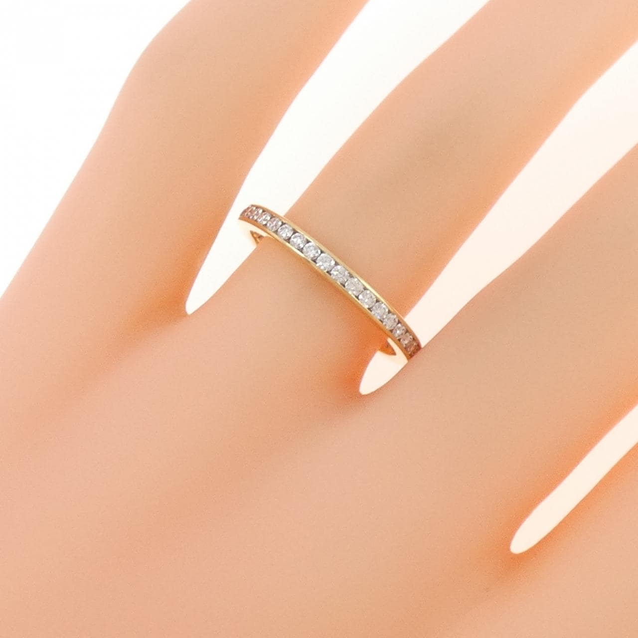 ティファニー フルサークル チャネルセッティング リング