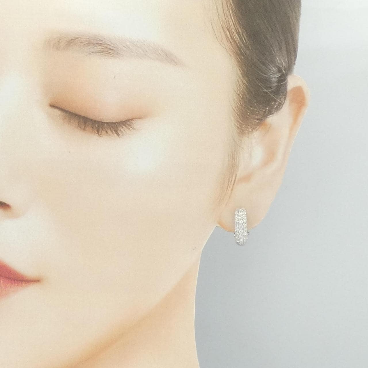 K18WG パヴェ ダイヤモンド ピアス/イヤリング 1.00CT