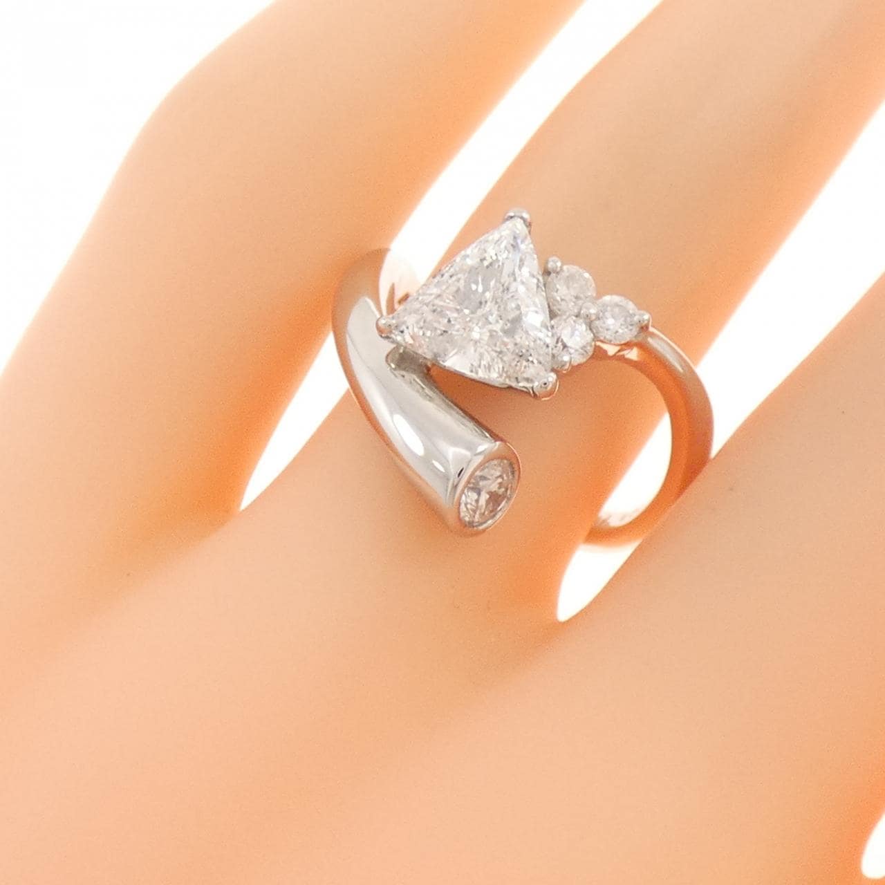PT900 ダイヤモンド リング 1.017CT H SI2 ファンシーカット