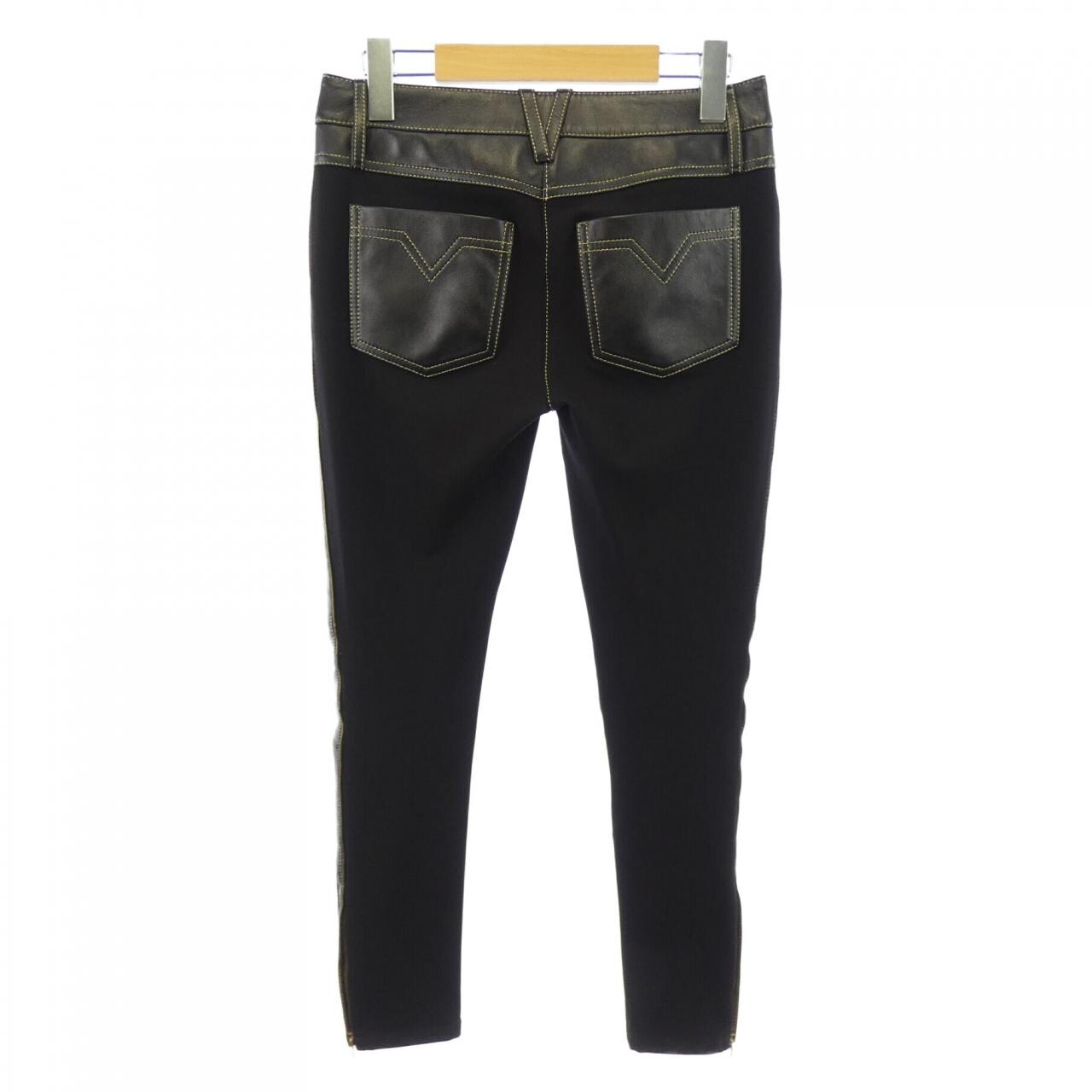 ヴェルサーチェ VERSACE A80212 A221310 パンツ