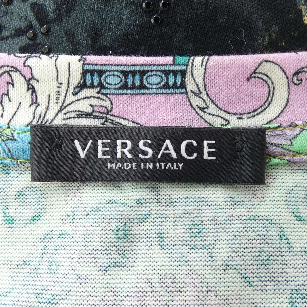 ヴェルサーチェ VERSACE A88535 Tシャツ