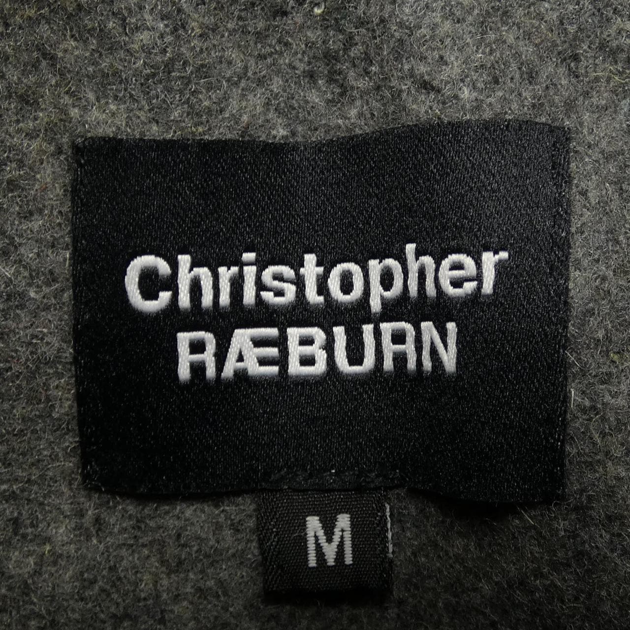 CHRISTOPHERRAEBURN ジャケット