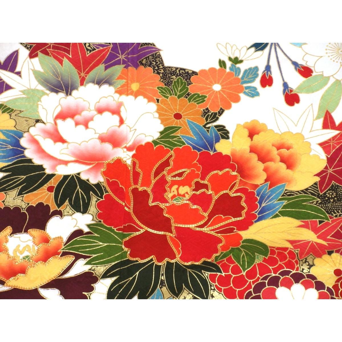 振袖　友禅金彩加工　刺繍入り